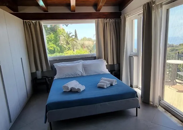 Glamour 4* Taormina