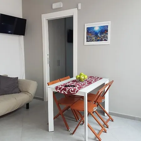 Glamour Apartmanhotel 4*