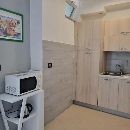 Glamour Apartmanhotel 4*